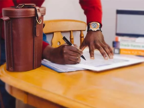 9 Most Overlooked Signs That You Need Professional Accounting Services 11 need-professional-accounting-services